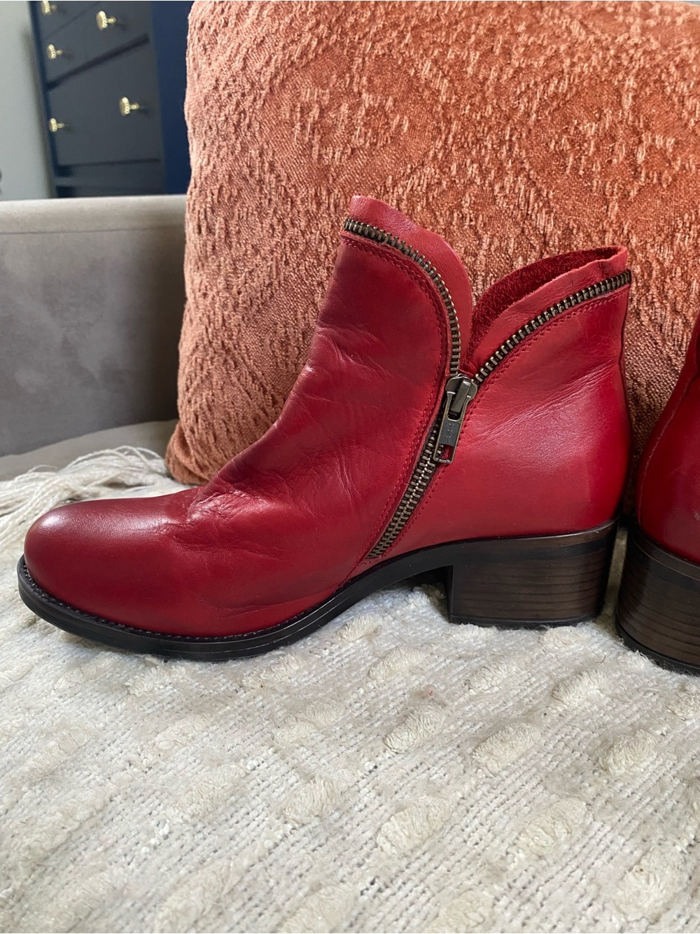 {Miz Mooz} Jet Leather Ankle Boot - Picture 4 of 9